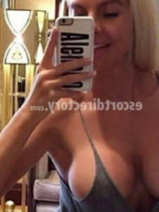 Nimfa - escort Trzebiatów