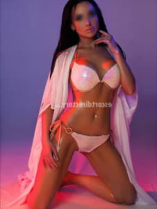 Niunia - escort Kożuchów