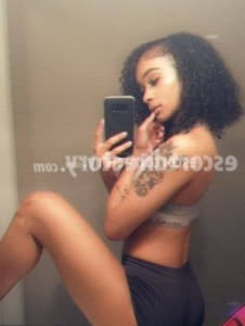 Miłamonia - escort Chęciny