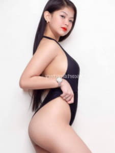 Yulia - escort Łobez