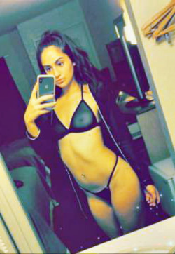 Tysia - escort Police