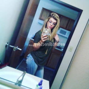 Alexandra - escort Stawiski
