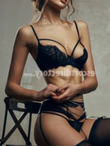 Raisa - escort Strzyżów