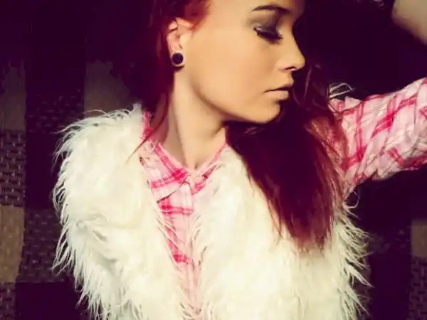 Lea - escort Łobżenica